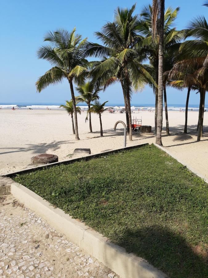 Apartamento beira-mar na praia da aviação Praia Grande (Santos) Exterior foto