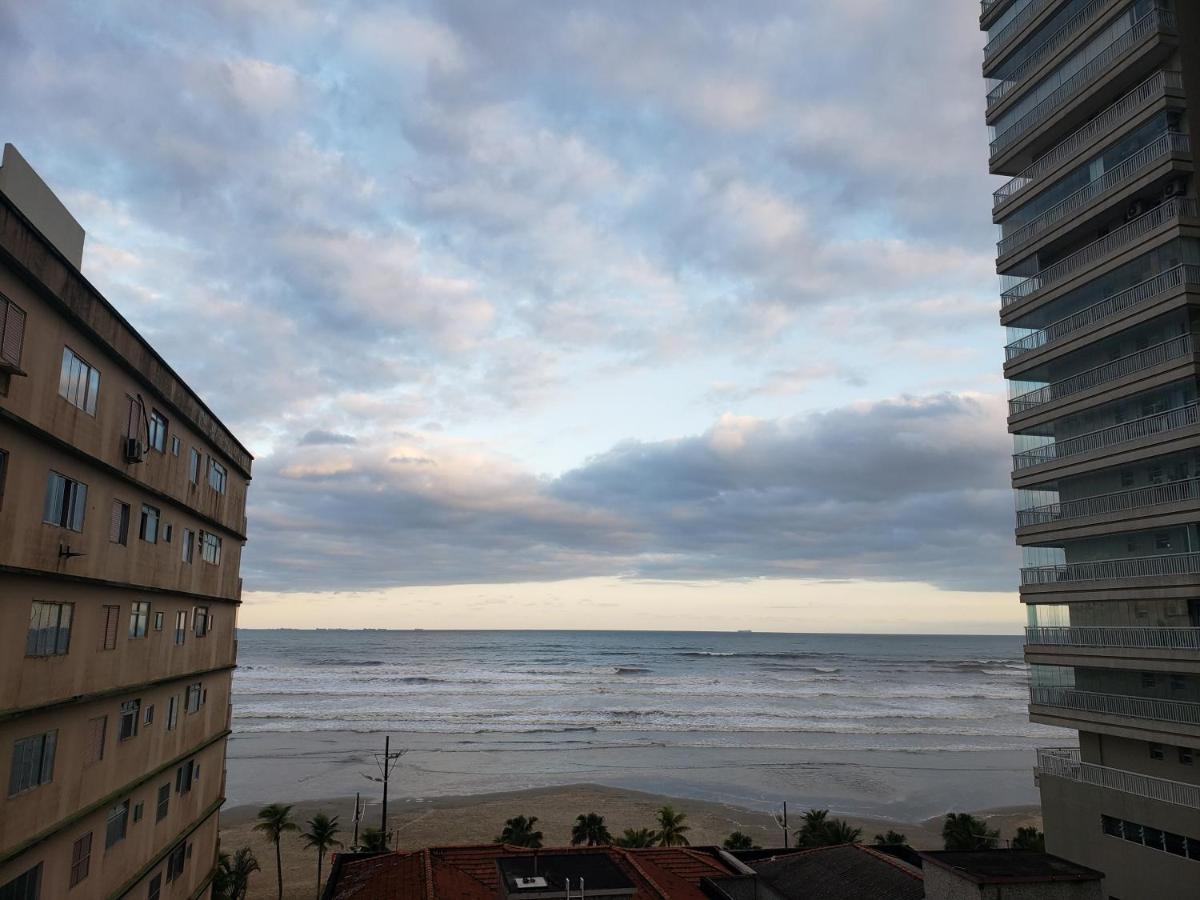 Apartamento beira-mar na praia da aviação Praia Grande (Santos) Exterior foto